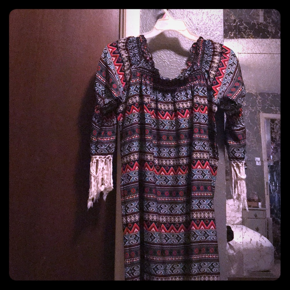 Dress tribal
